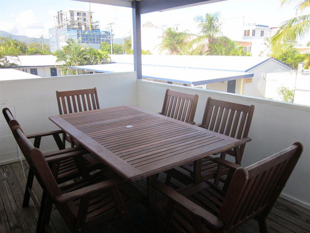 Cosmopolitan Motel & Serviced Apartments Rockhampton Exterior photo