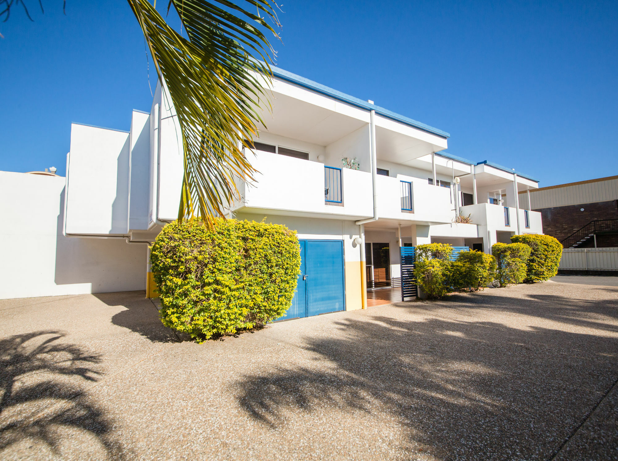 Cosmopolitan Motel & Serviced Apartments Rockhampton Exterior photo