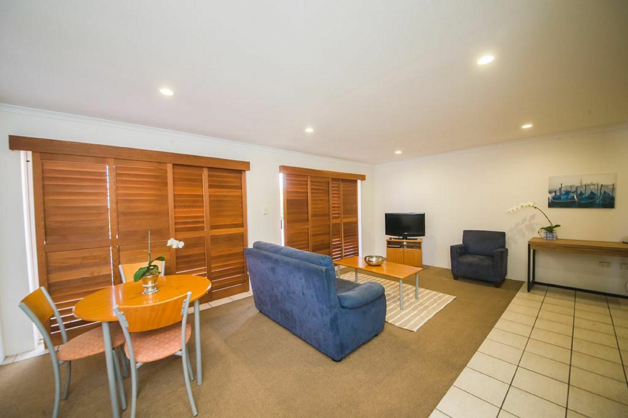 Cosmopolitan Motel & Serviced Apartments Rockhampton Exterior photo